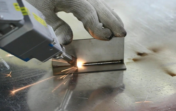 62551e89360fa.jpg 01.jpg